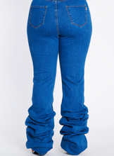 Load image into Gallery viewer, &quot;SUCH A SLOUCH&quot; Jeans Plus Size
